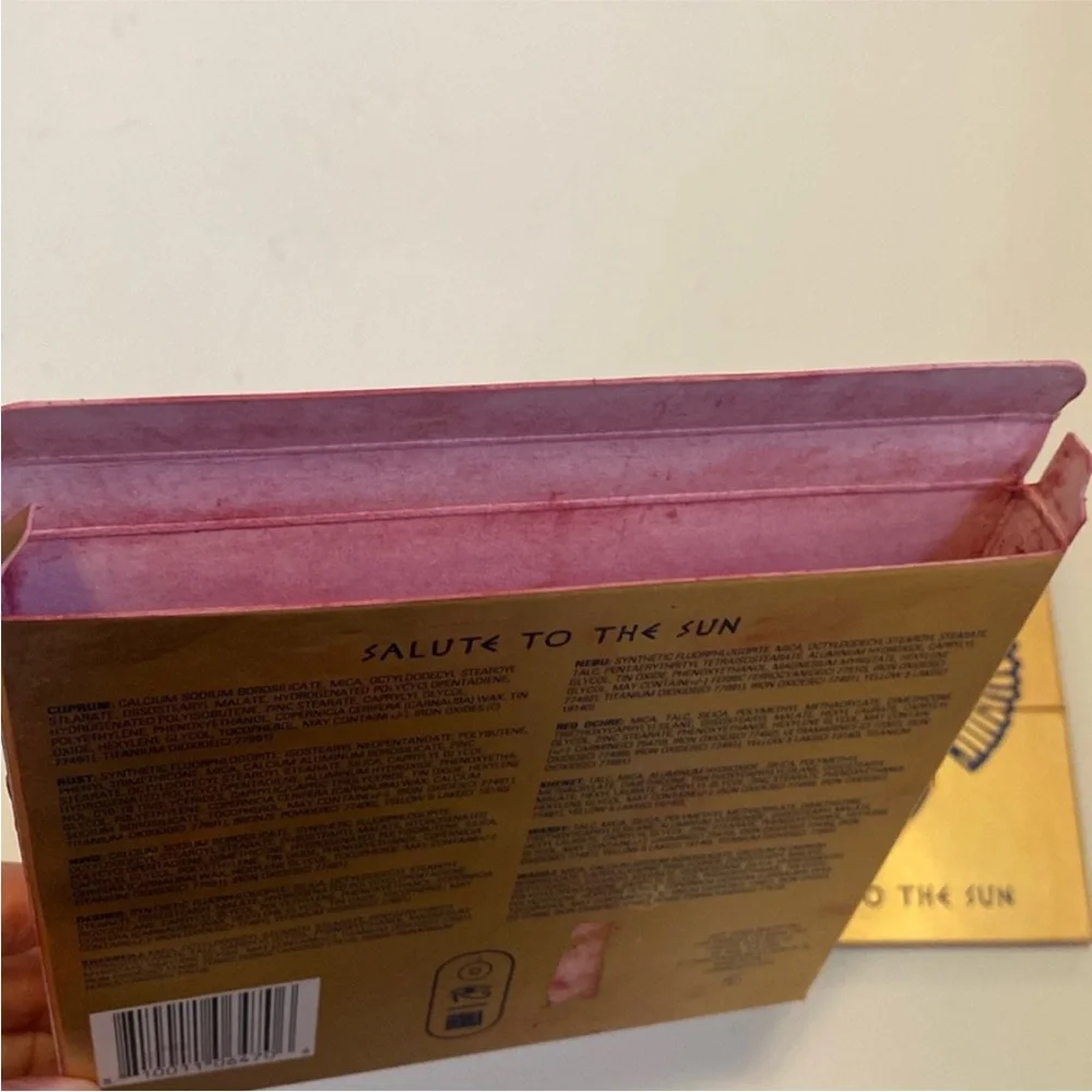 UOMA Beauty Salute To The Sun Color Palette Eyeshadow Palette